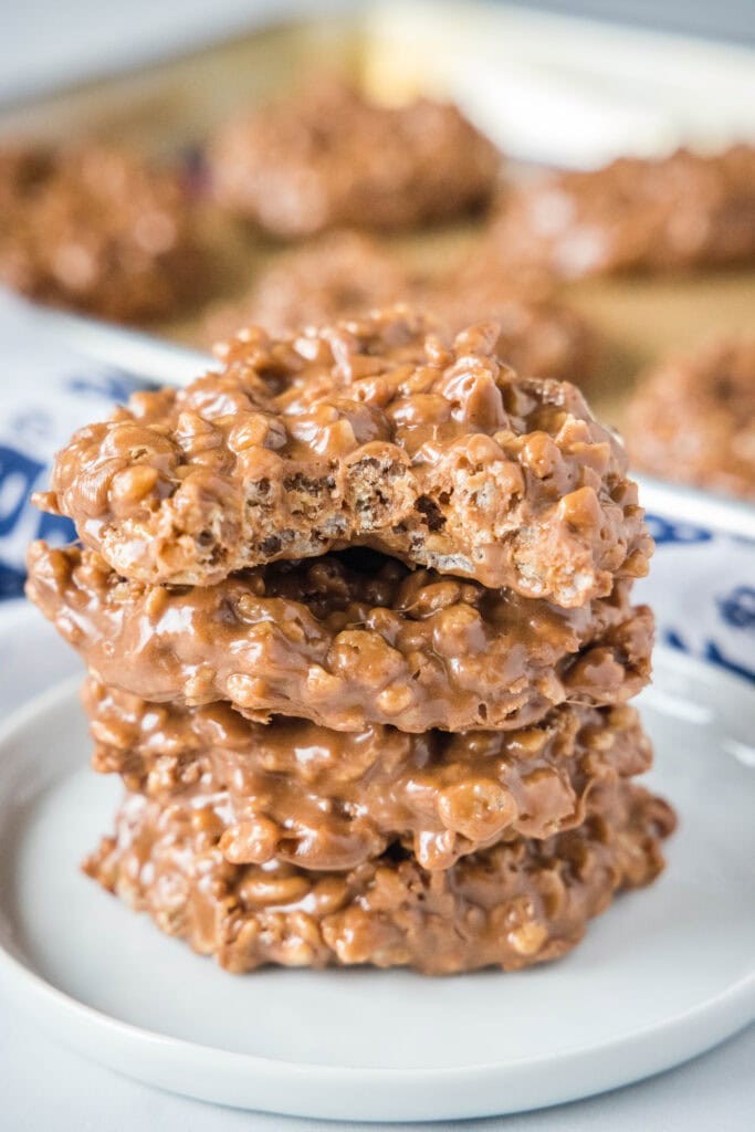 Ev Yapımı Star Crunch: Çıtır Çikolata ve Karamelli Lezzet Şöleni!